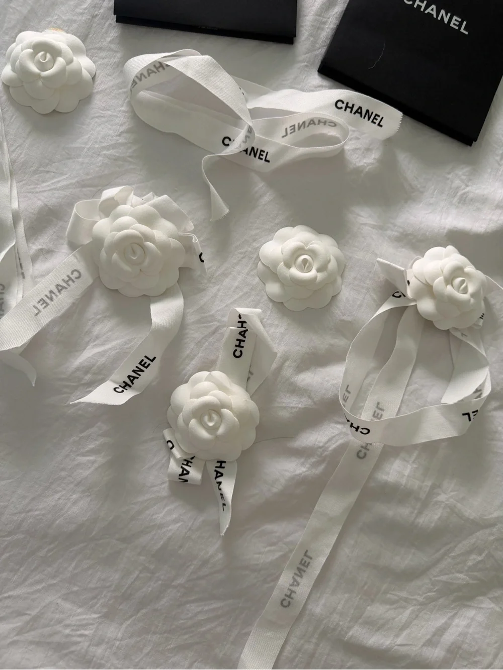 CHANEL White Camellia Floral Ribbon & 2 Small Shopping Bags